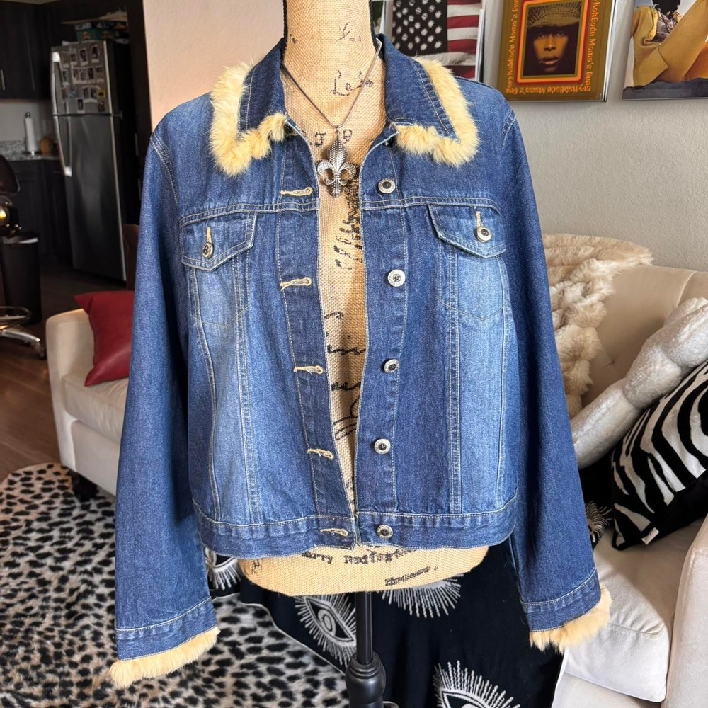 Vintage Y2K Real Fur Trim Denim Jacket • Dark Wash 2000s Jean Jacket 🔥🐆